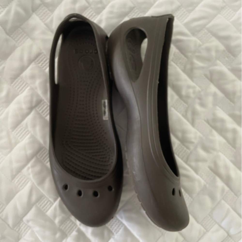Crocs ‘Kadee’ EUC ballet flats